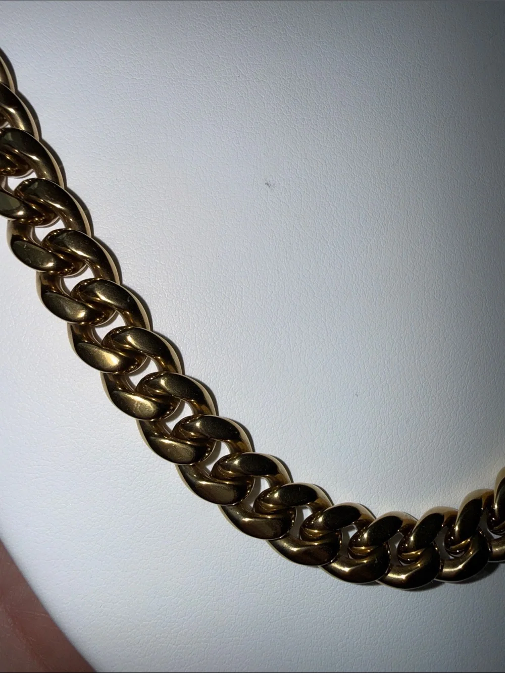 Chunky Gold Tone Cuban Curb Chain Necklace Rhinestone Box Clasp Statement